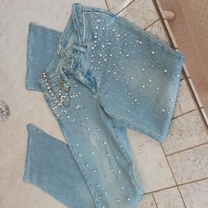 Vintage womens jeans,from store Cache with pearl and crystal design..size 0, NEW
